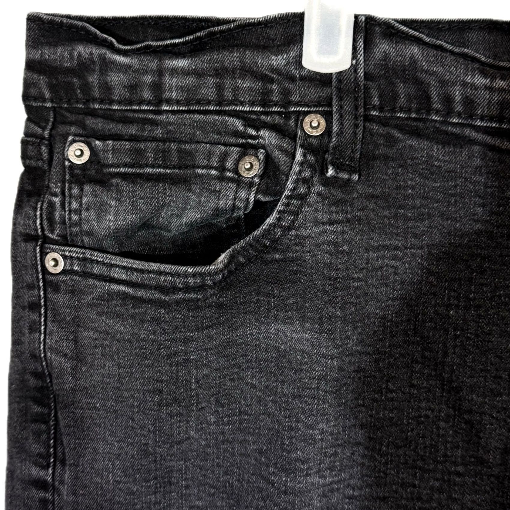 Levi's VINTAGE? No. Levi’s 541 Men’s Jeans 42 x 30 Black Denim Stretch Mid-Rise Straight Leg Size US 42 / EU 58 - 3 Thumbnail
