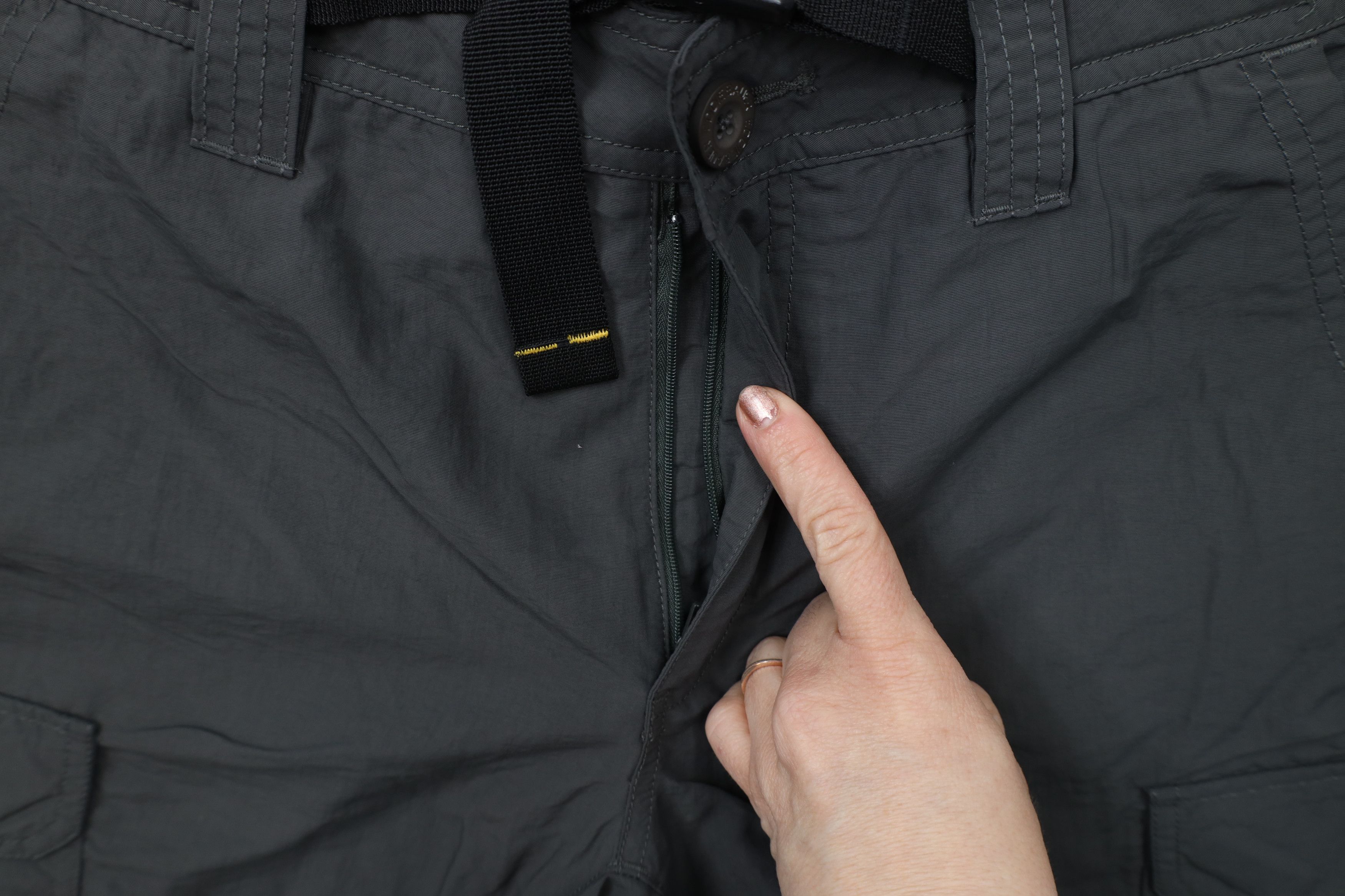 Eddie Bauer × Vintage Vintage Y2K Eddie Bauer Convertible Cargo Pants Shorts Size US 34 / EU 50 - 6 Thumbnail