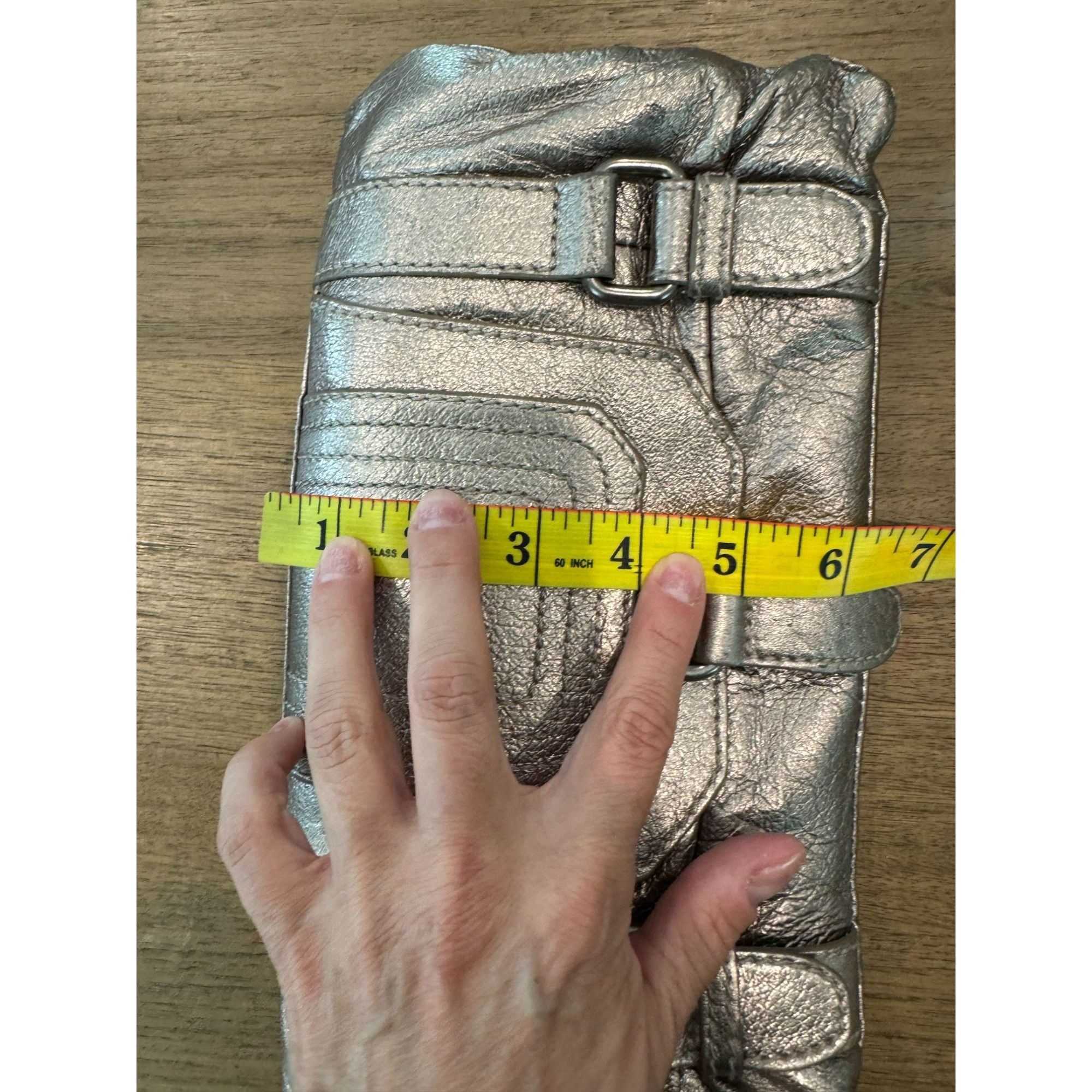 The Sak The Sak Metallic Pewter Genuine Leather Crossbody/ Clutch Ba Size ONE SIZE - 7 Thumbnail