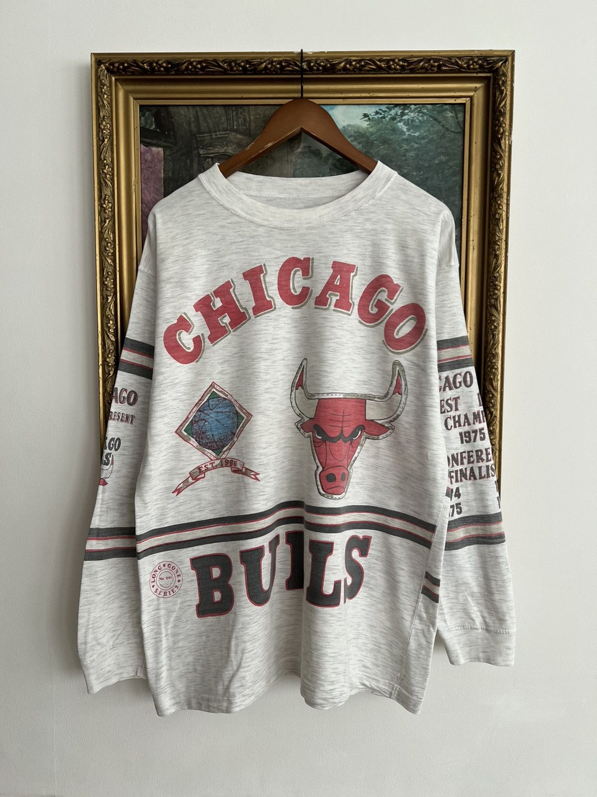 Vintage Vintage 90s Chicago Bulls NBA Long Gone Long Sleeve T-shirt Size US L / EU 52-54 / 3 - 1 Thumbnail