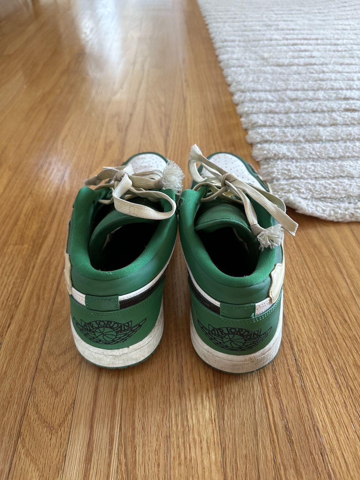 Jordan Brand × Nike Green and White Nike Jordan Custom Bone Shoes Size US 11 / EU 44 - 4 Thumbnail