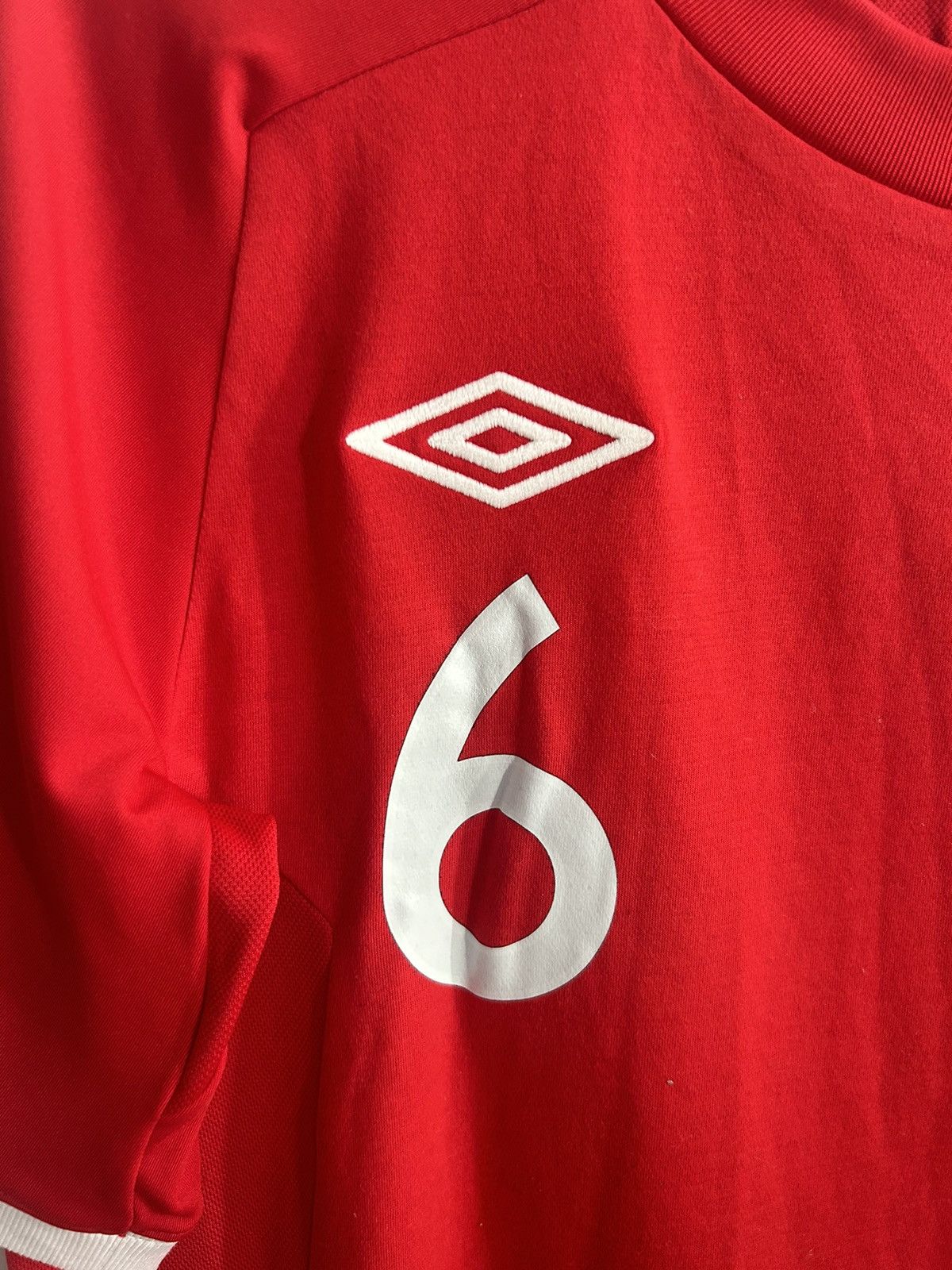 Umbro 2010 FIFA World Cup John Terry Umbro England Away Kit Size US M / EU 48-50 / 2 - 7 Thumbnail