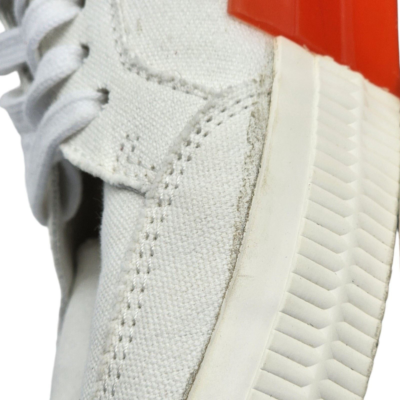 Off-White Vulc Low Canvas White Red Sneakers EU 40 US 7M 10W Size US 7 / EU 40 - 9 Thumbnail