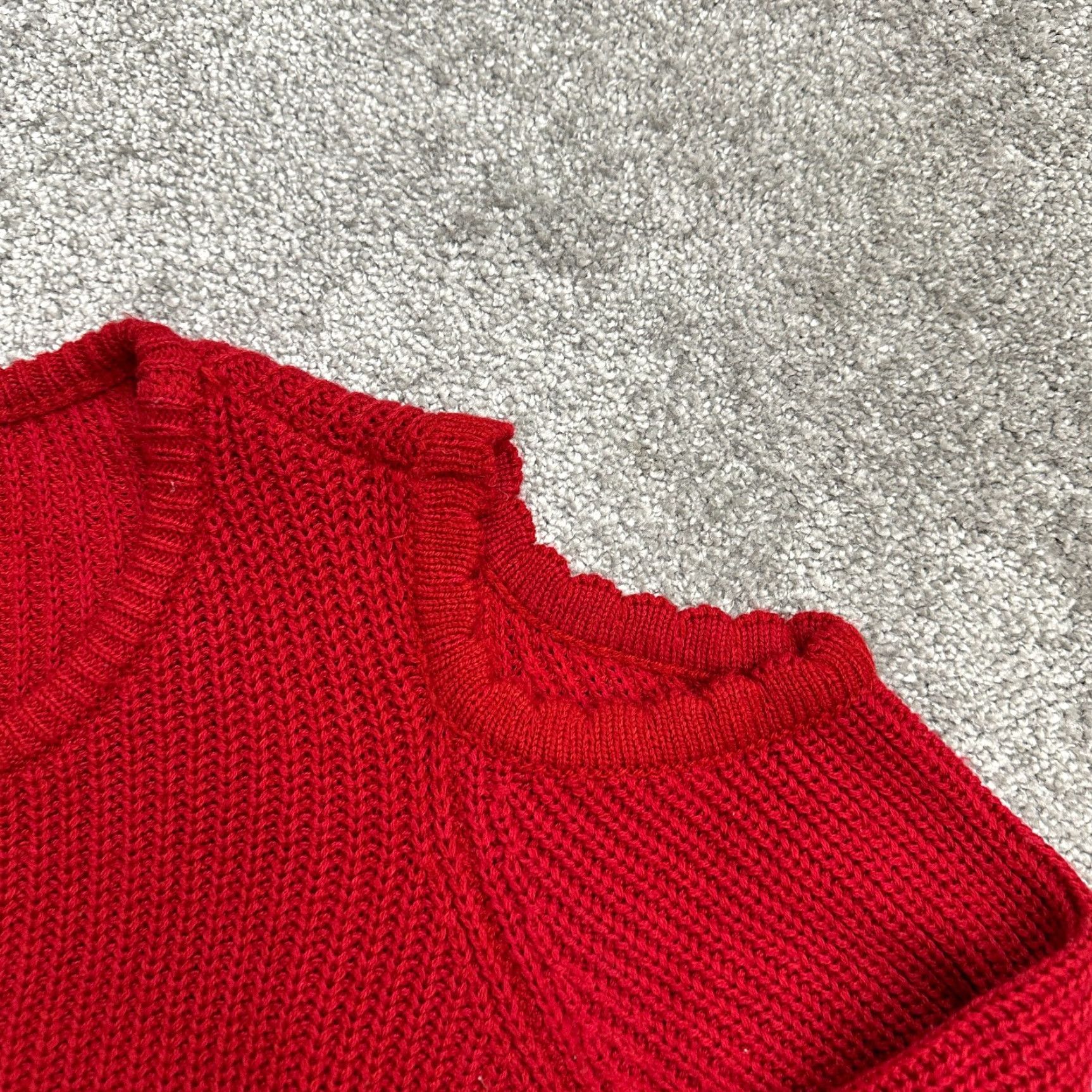 AQUA Aqua Sweater Womens Large Red Cold Shoulder Crew Neck Pullover Size L / US 10 / IT 46 - 4 Thumbnail