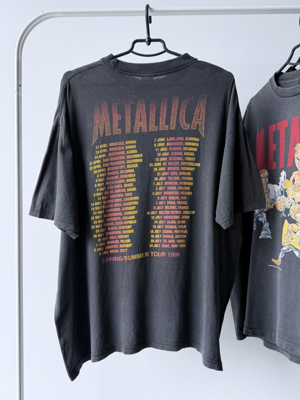 Band Tees Vintage 1999 Metallica Band Tour Tee T-Shirt Size US XL / EU 56 / 4 - 3 Thumbnail