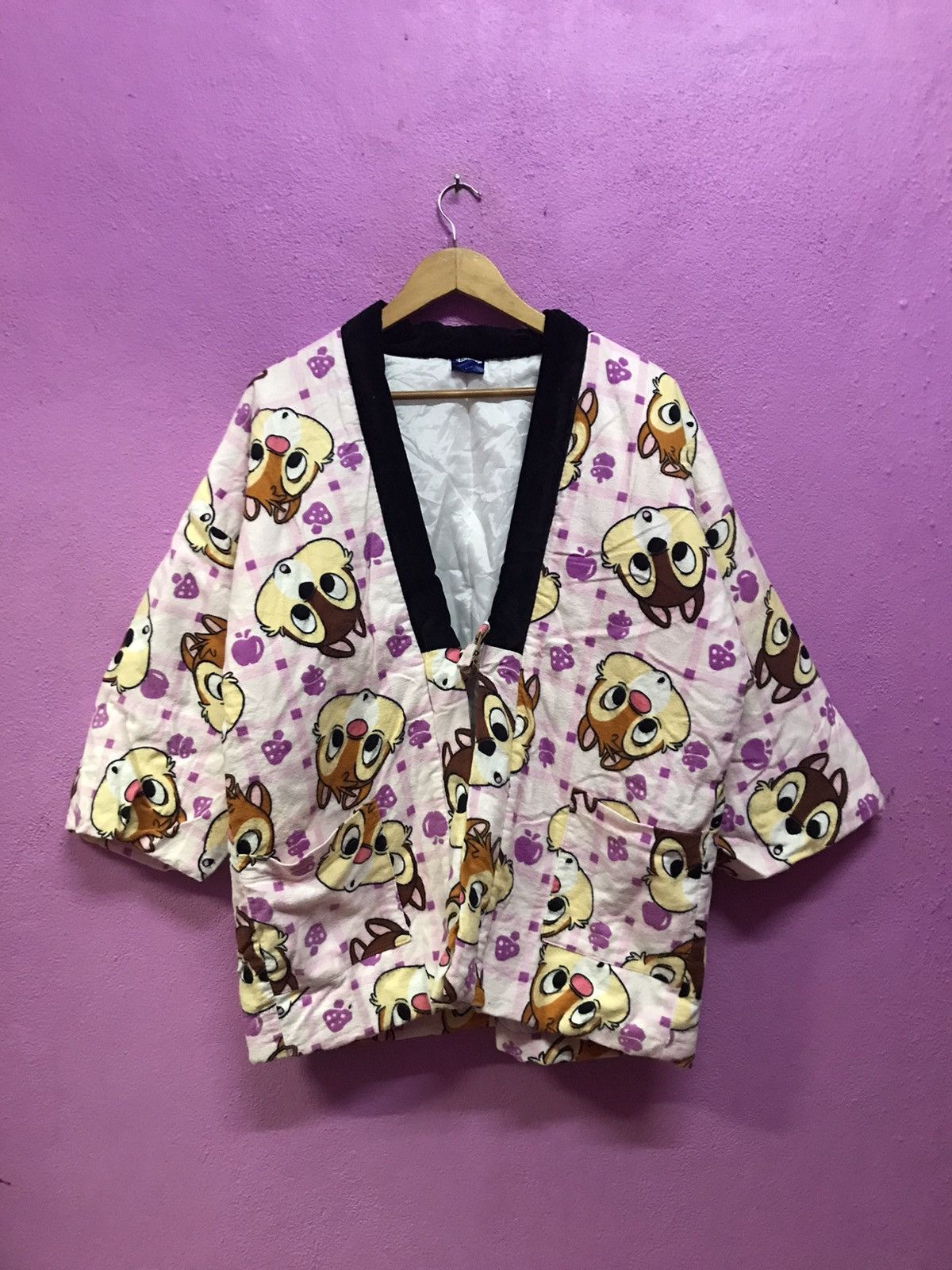 Disney Kimono Chip & Dale Fullprints Size 38S - 1 Thumbnail
