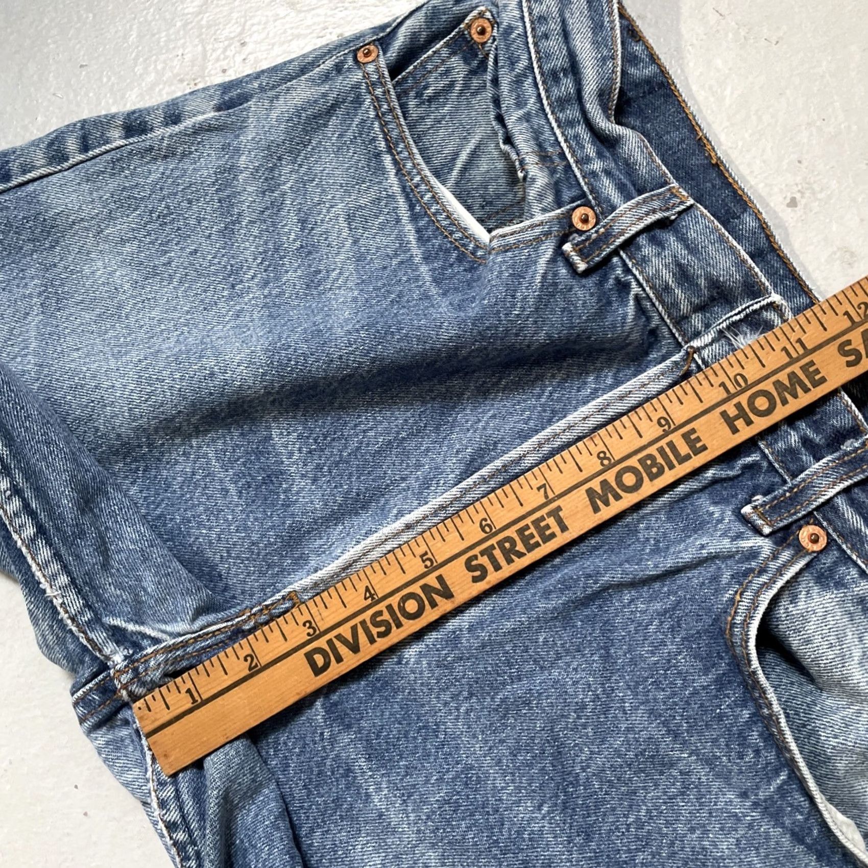 Levi's VINTAGE Levi’s 501 XX Denim Jeans Distressed Paint 34x34 30x30 USA Men Jeans 90s Distressed Americana Heritage Skater Straight Size US 34 / EU 50 - 6 Thumbnail