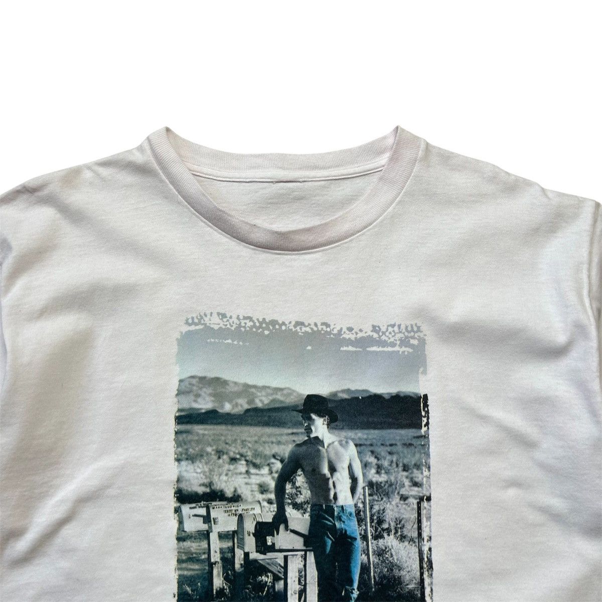 Vintage Vintage 90s Rob Lang Photography Cowboy Art Tee Size US L / EU 52-54 / 3 - 2 Thumbnail