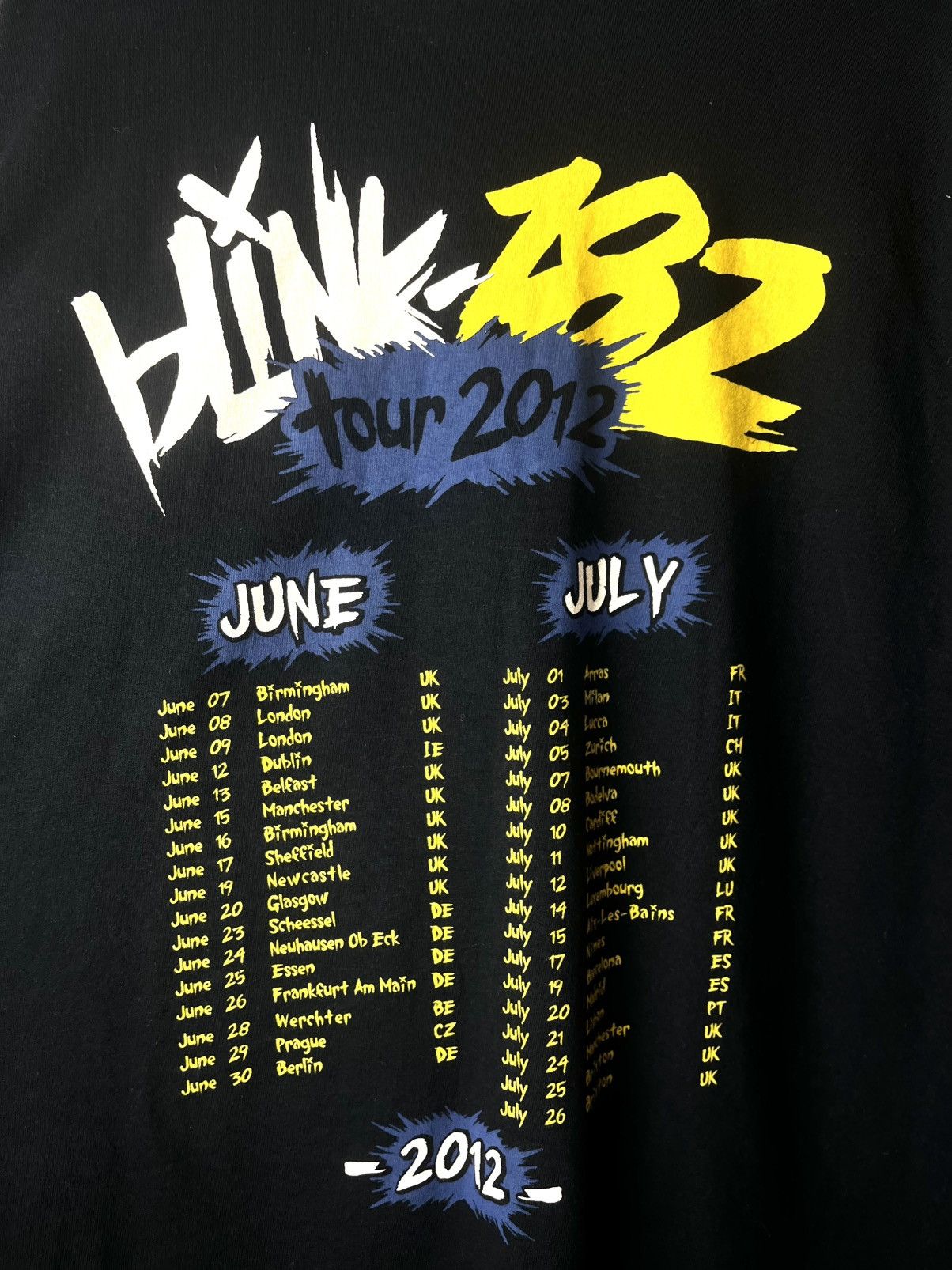 Band Tees Vintage Blink 182 Tour 2012 Band Rock T Shirt Pop Punk Size US XL / EU 56 / 4 - 5 Thumbnail
