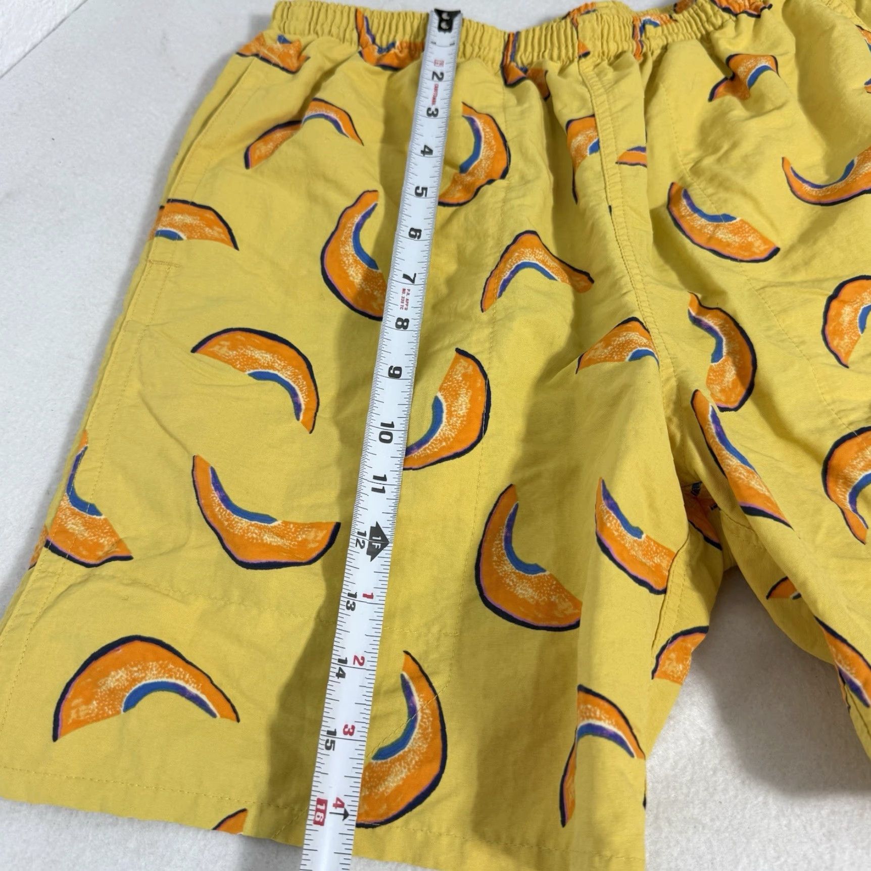 Patagonia Patagonia Swim Trunks Mens Sz M Yellow Orange Print Retro Style Lined Geometric Beach Surfing Bottom Shorts Size US 31 - 2 Thumbnail