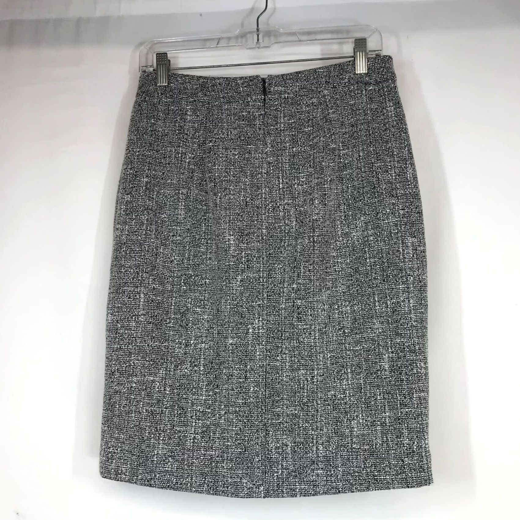 Ann Taylor ANN TAYLOR BLACK TEXTURED LINED PENCIL SKIRT WOMEN'S 4 Size 27" / US 4 / IT 40 - 4 Thumbnail
