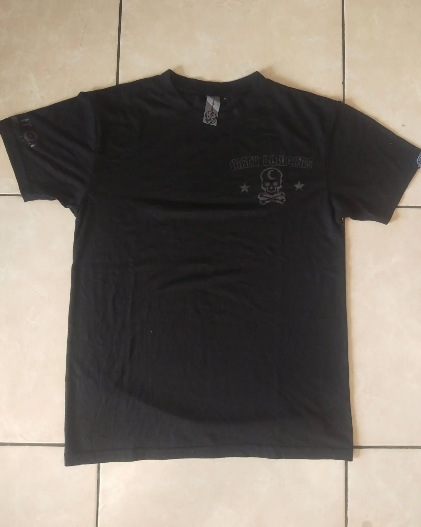 Japanese Brand GADO NAMITASU “Night Bombers” Skull Graphic T-Shirt Japan Size US S / EU 44-46 / 1 - 5 Thumbnail