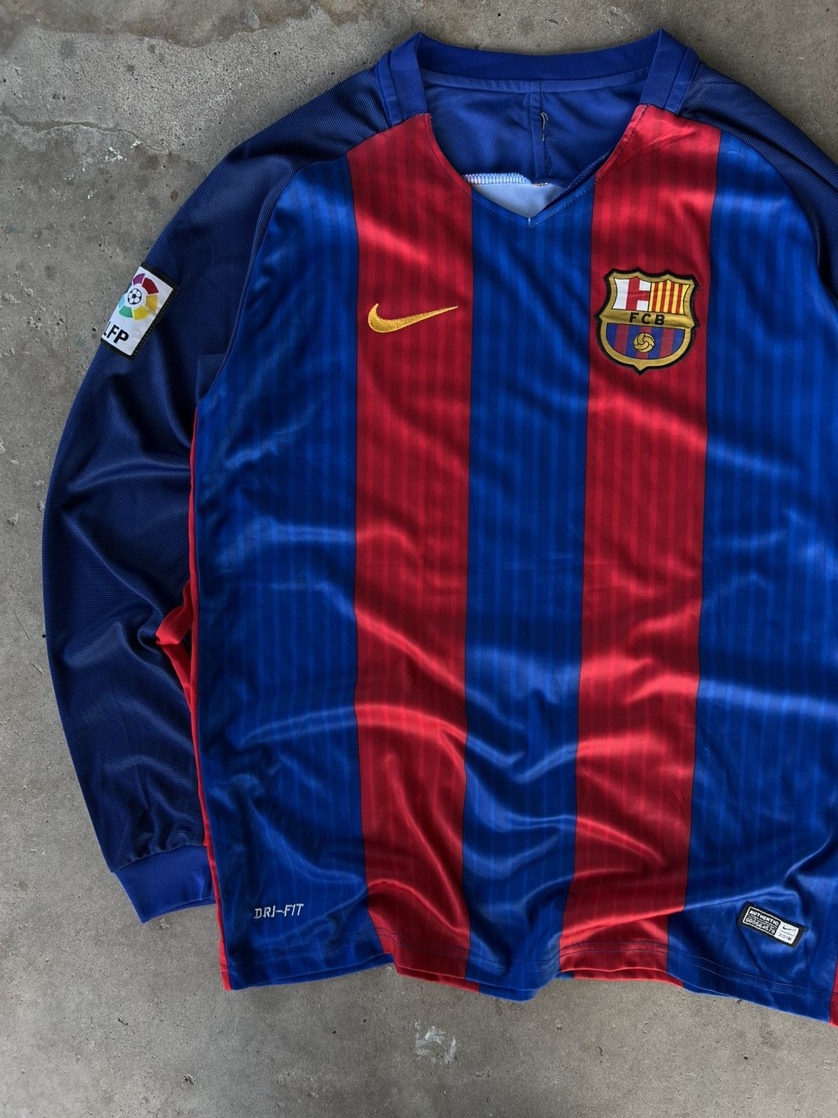 Nike Vintage Messi Nike Barcelona FC Soccer Jersey Kit Size US L / EU 52-54 / 3 - 3 Thumbnail