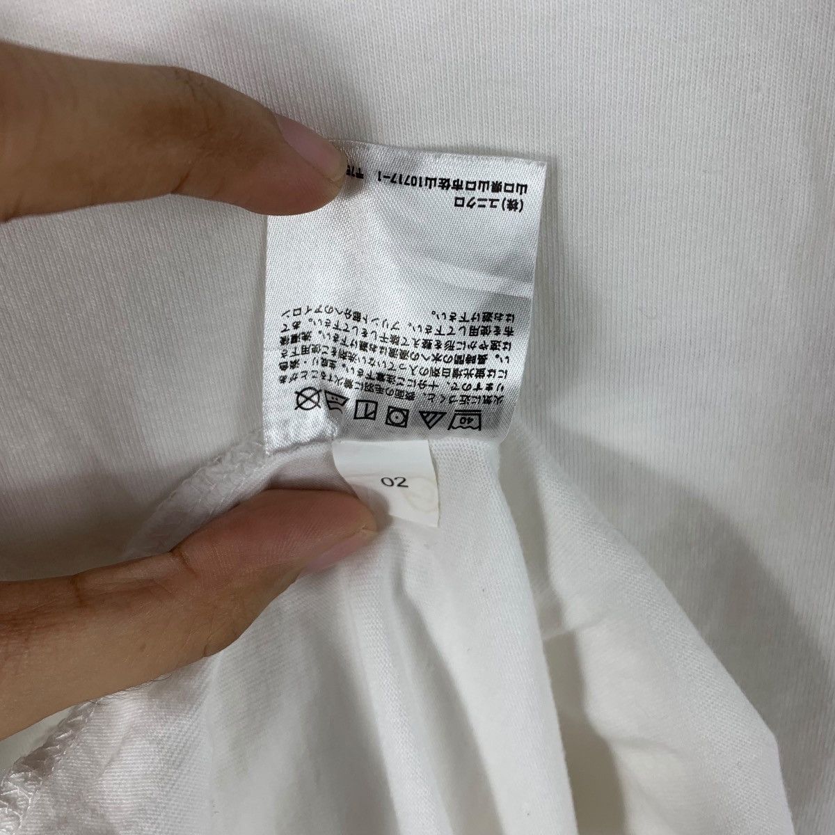 Uniqlo UNIQLO x MONSTER HUNTER RISE Video Game Console Tee Shirt Size US L / EU 52-54 / 3 - 8 Thumbnail