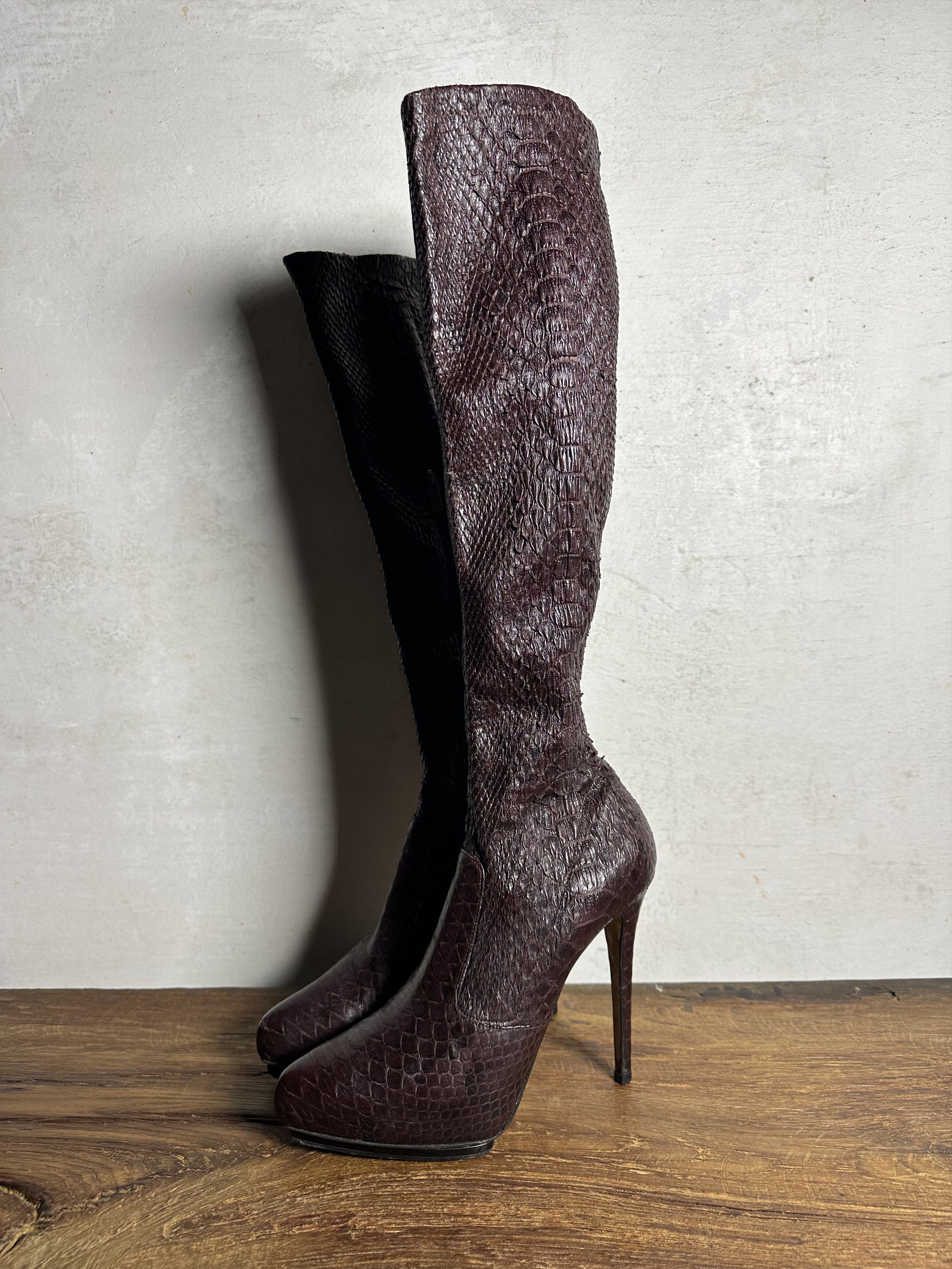 Le Silla Le Silla Python Burdundy Heeled Boots Size US 8 / IT 38 - 1 Thumbnail