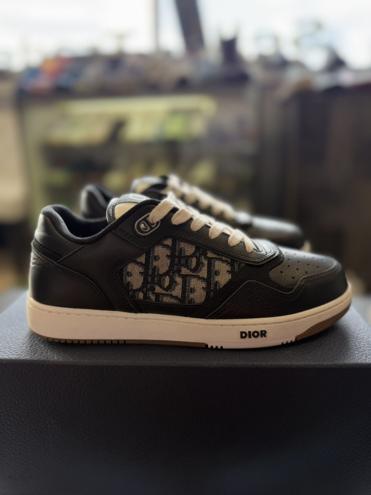 Dior Dior Low Top Calfskin Sneakers Size 38EU/5US Men’s Size US 5 / EU 37 - 1 Thumbnail