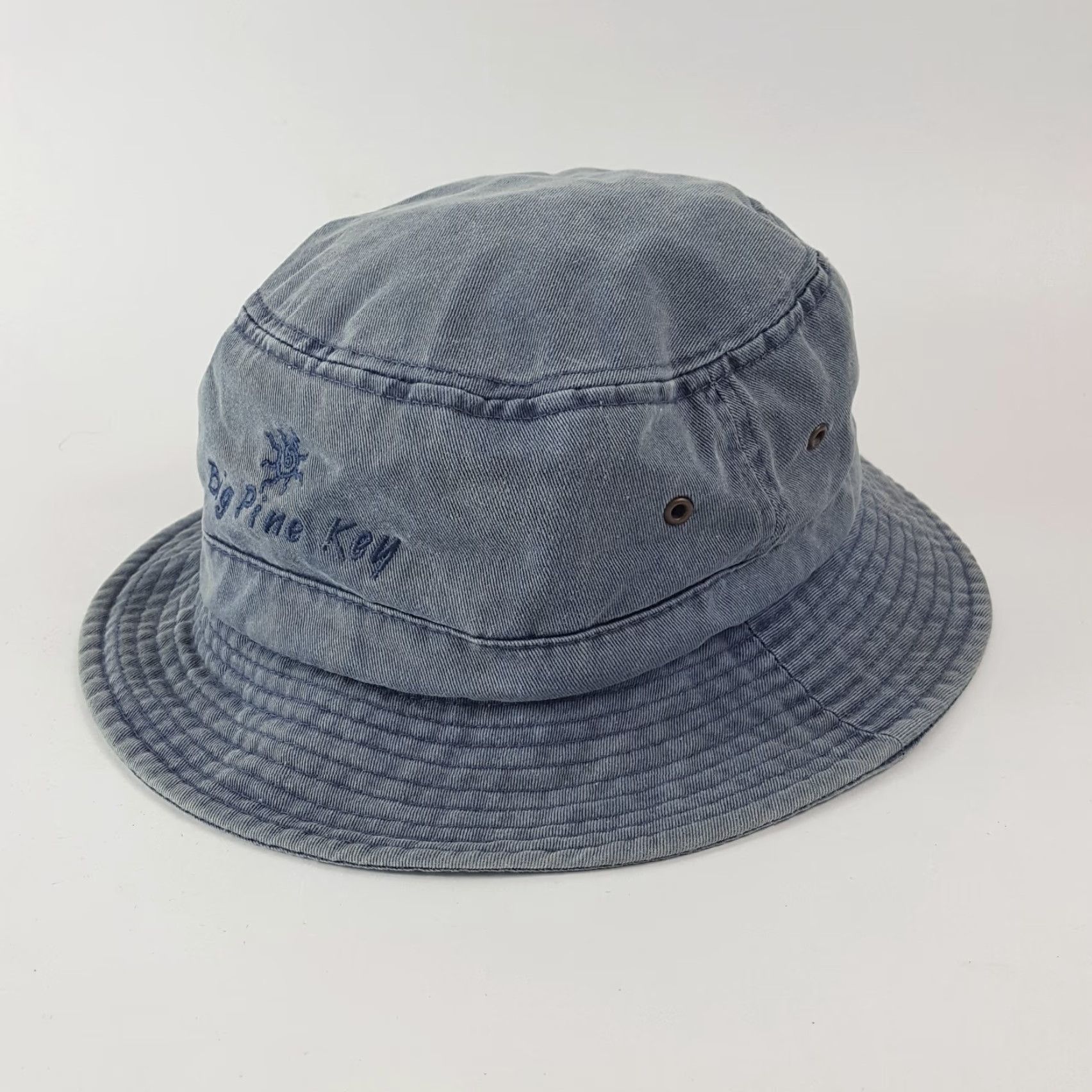Vintage VINTAGE Dpc Big Pine Key Island Denim Bucket Hat One Size Blue Retro 90s Outdoor Mens Size US 35 - 3 Thumbnail