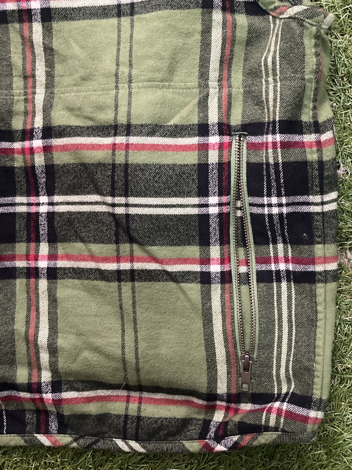 Supreme Supreme Tartan Flannel Cargo Vest Size US M / EU 48-50 / 2 - 7 Thumbnail