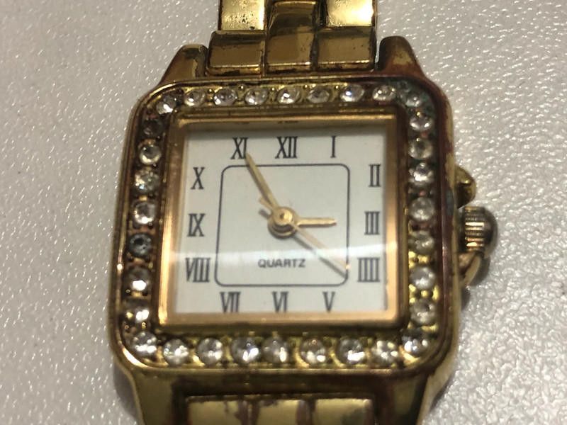Designer Lovely gold bracelet ladies watch Size ONE SIZE - 5 Thumbnail