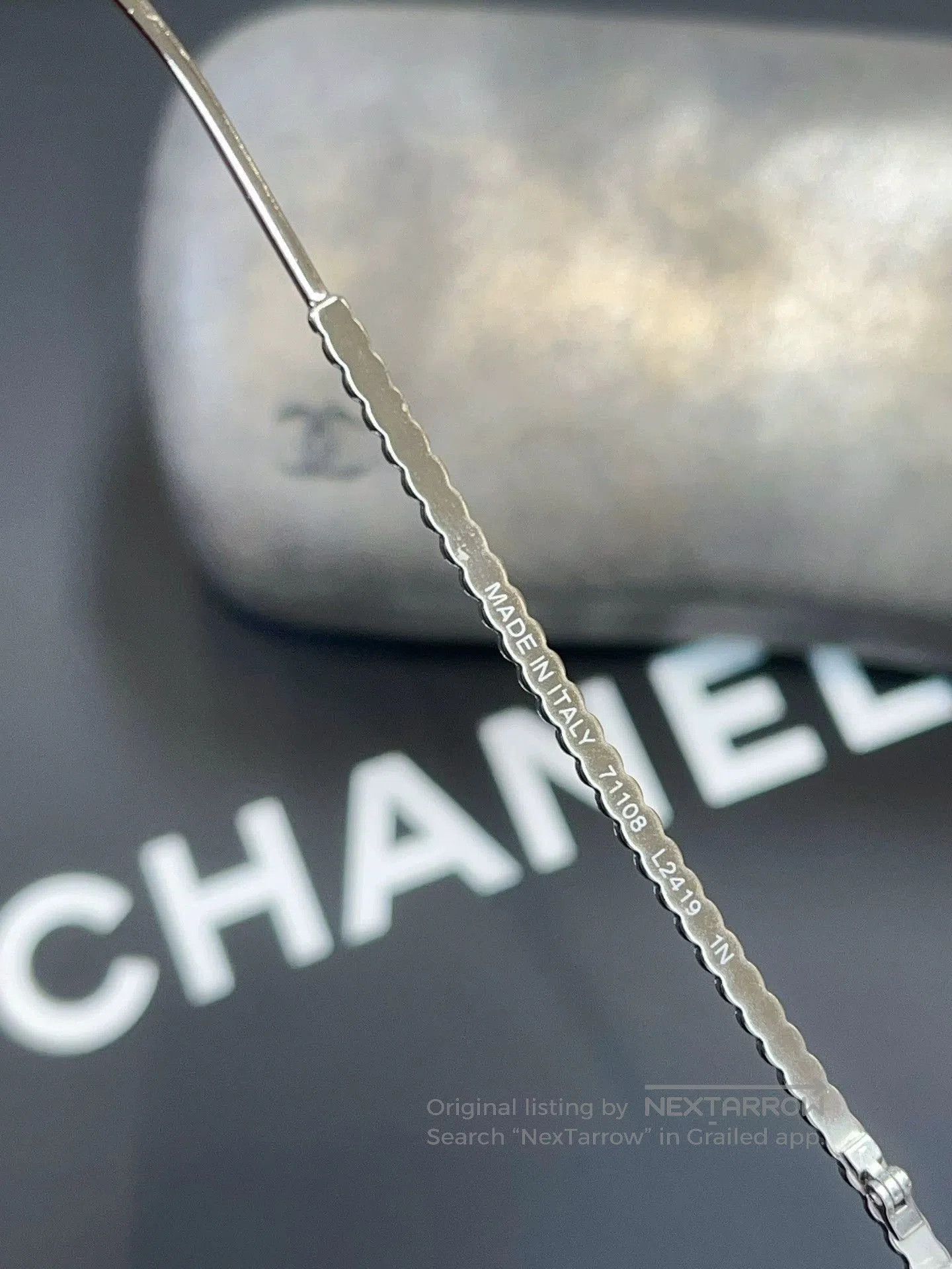 Chanel Chanel Diamond-Trimmed Sunglasses. Size ONE SIZE - 4 Thumbnail