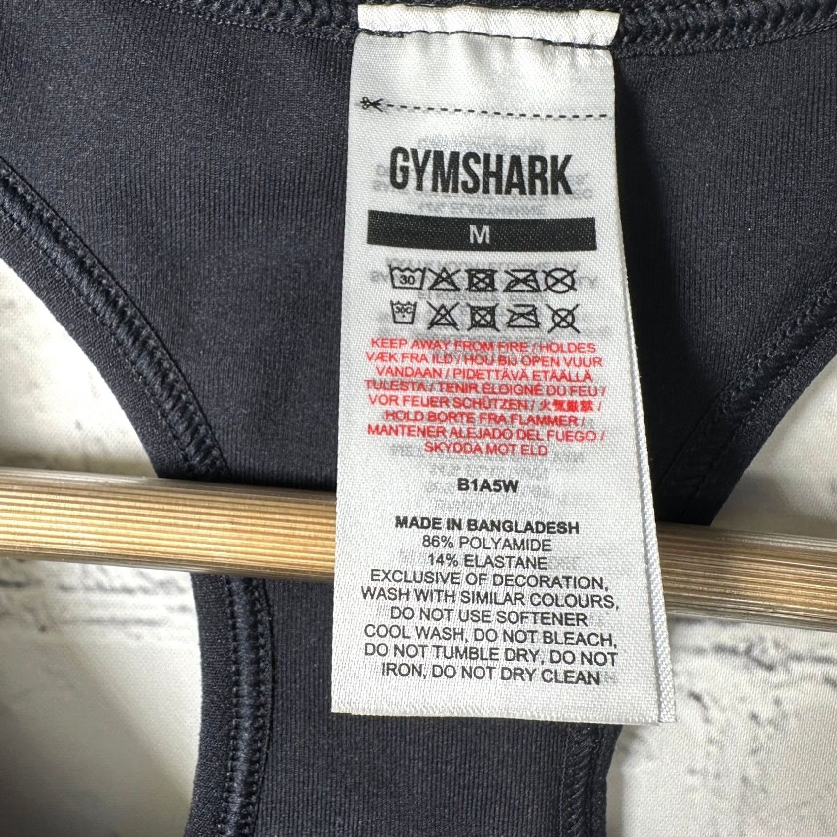 Gymshark Gymshark Fit Sports Bra Womens Medium Black Grey Racerback Logo Band Size ONE SIZE - 2 Thumbnail