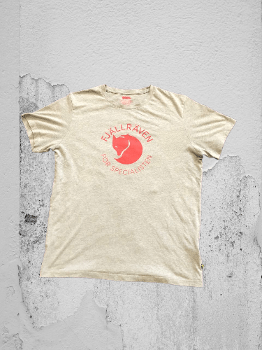 Fjallraven Vintage FjallRaven Big Logo T-Shirt Streetwear Y2K Size US L / EU 52-54 / 3 - 1 Thumbnail