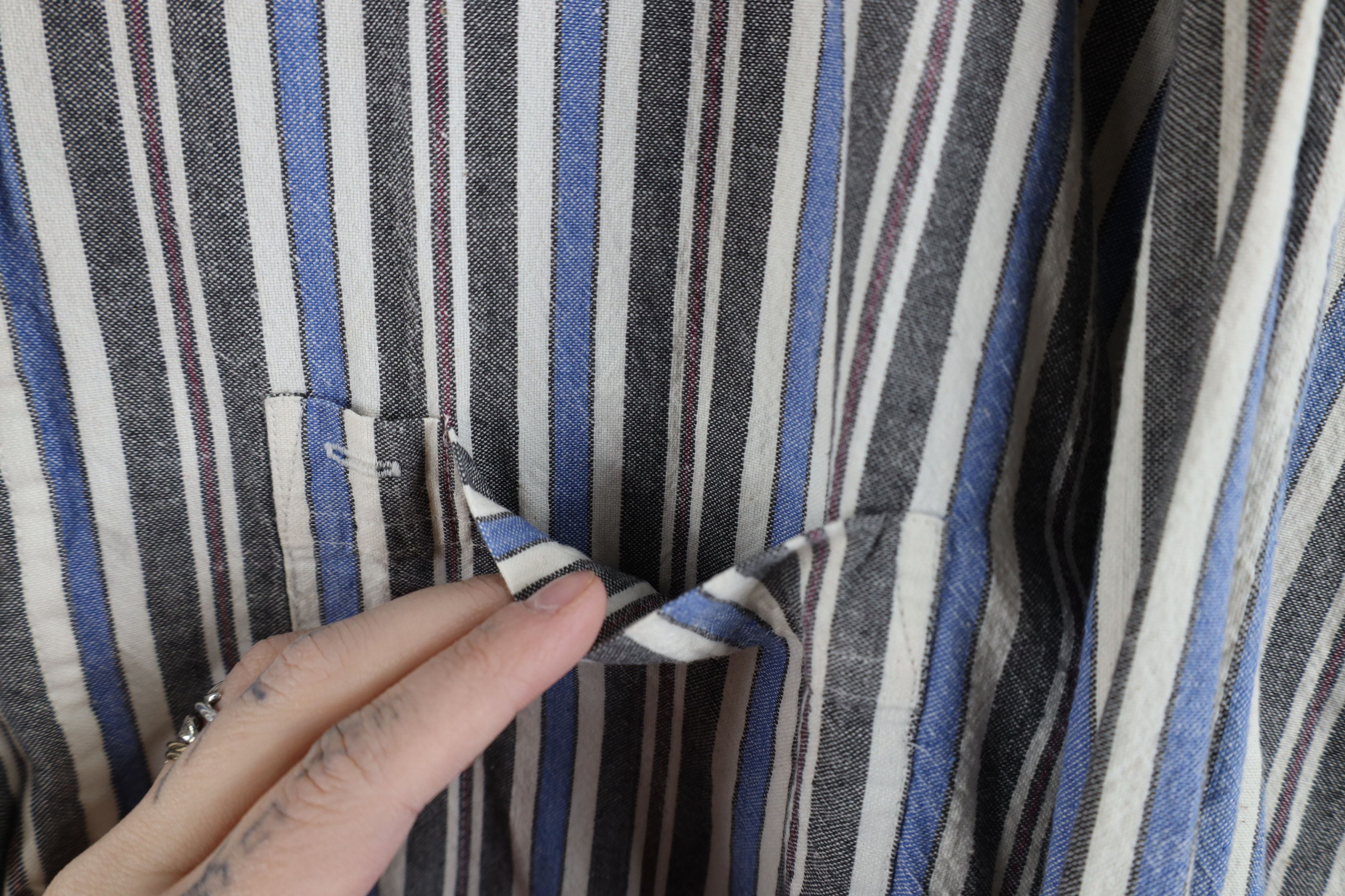 Vintage Vintage 90s Streetwear Striped Collared Button Down Shirt Size US XL / EU 56 / 4 - 4 Thumbnail