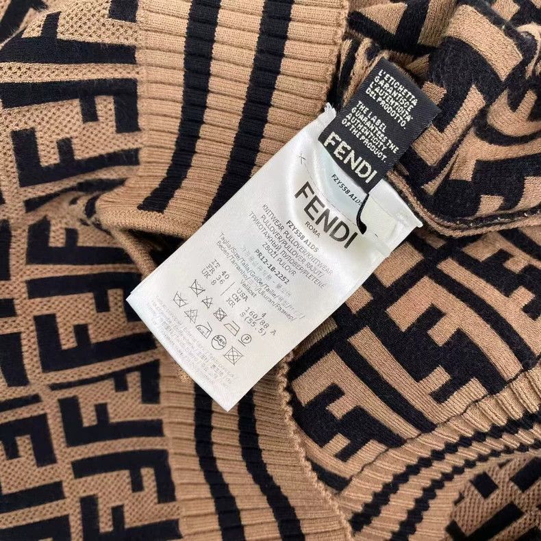 Fendi Fendi Old-fashioned full-print knitted short sleeves Size US XXS / EU 40 - 5 Thumbnail