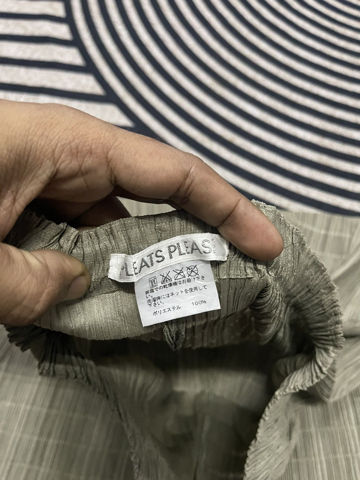 Pleats Please Issey Miyake 90s PLEATS PLEASE ISSEY MIYAKE PLISSE EFFECT FLARE TROUSERS Size 30" / US 8 / IT 44 - 6 Thumbnail