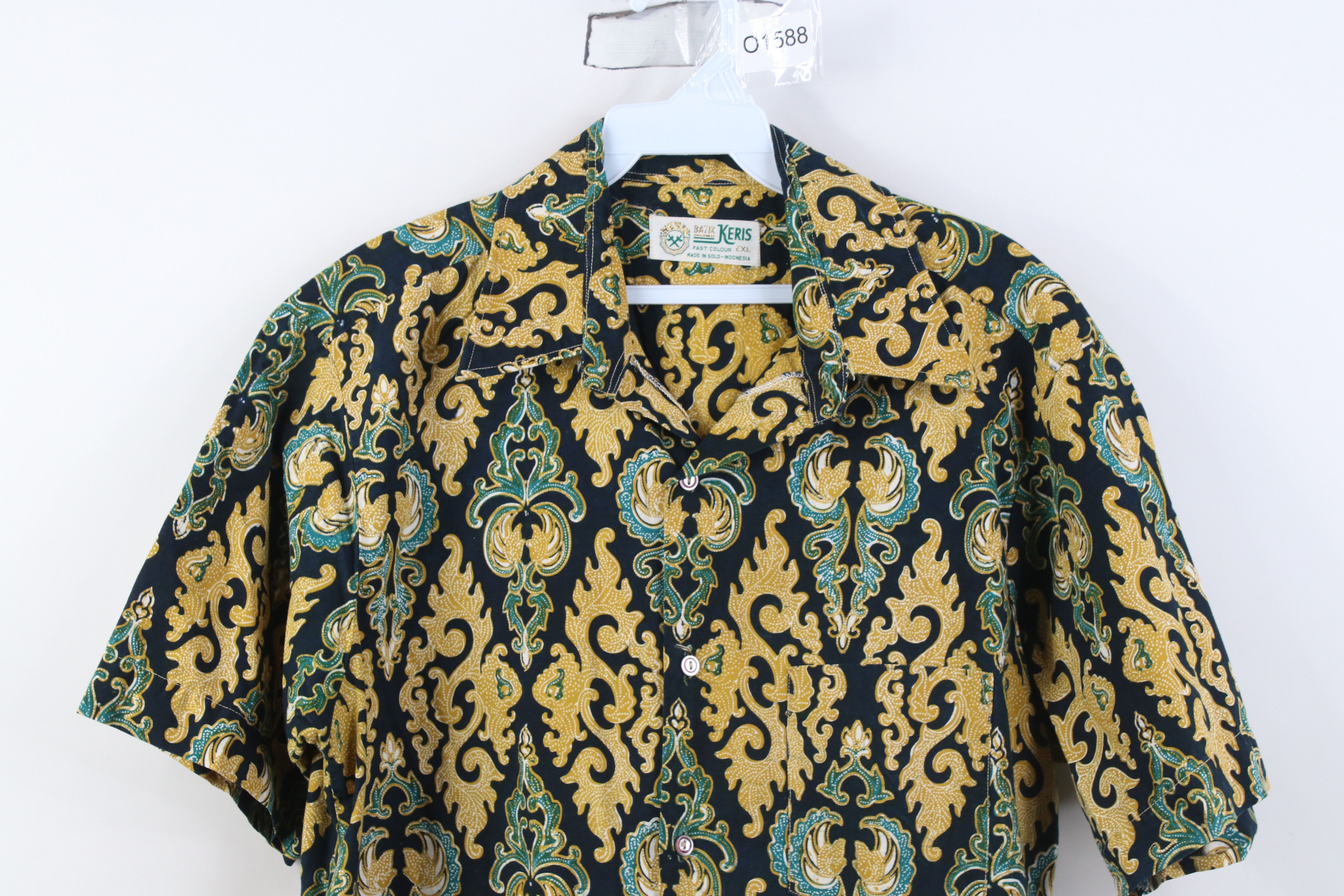 Vintage Vintage 70s Streetwear Geometric Short Sleeve Button Shirt Size US XL / EU 56 / 4 - 2 Thumbnail