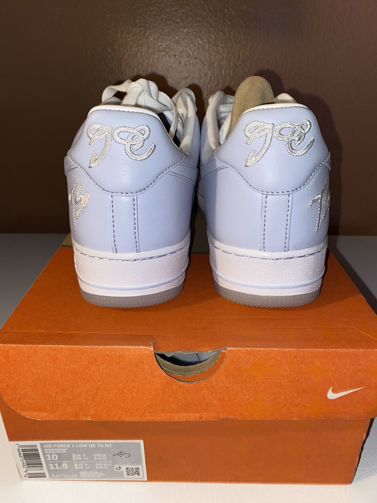 Nike AIR FORCE 1 LOW QS TS NY Size US 10 / EU 43 - 5 Thumbnail