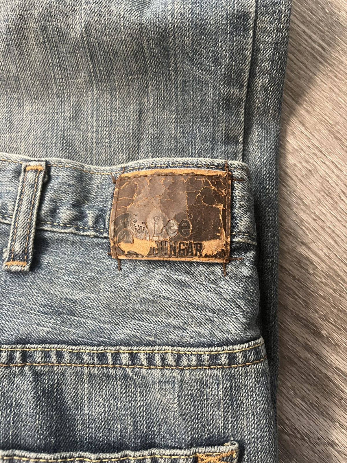 Lee × Vintage Vintage Lee Dungaree Baggy Bootcut Jean 36x32 Size US 36 / EU 52 - 3 Thumbnail