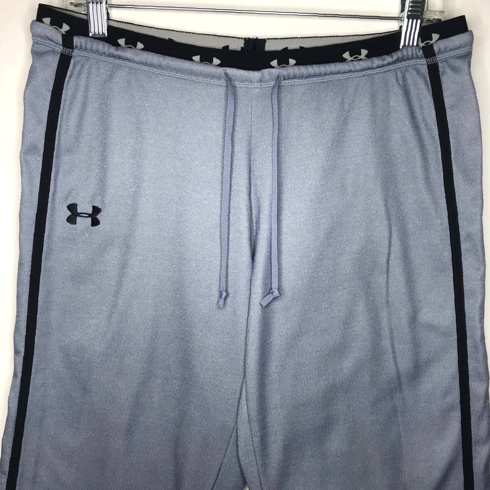 Under Armour Under Armour Women's Capri Cropped Pants Grey Athletic Lightweight M Size 32" / US 10 / IT 46 - 2 Thumbnail