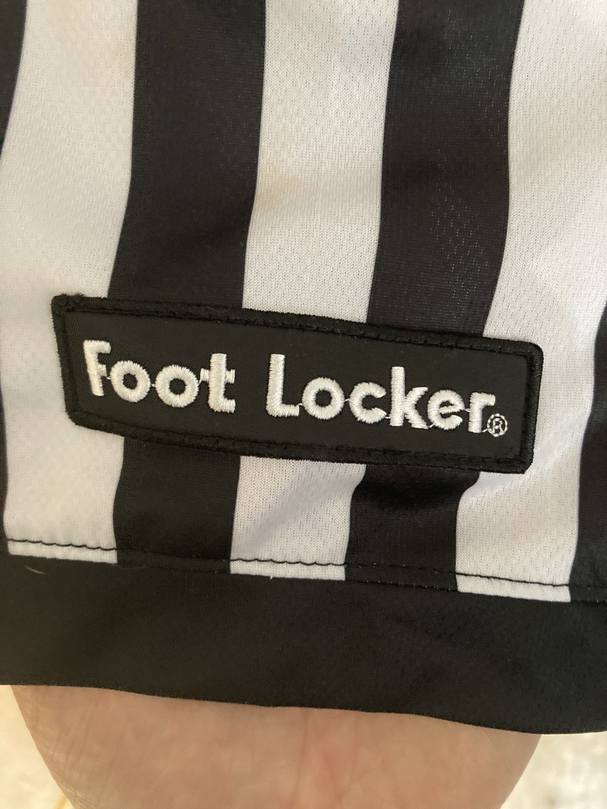 Foot Locker Footlocker Employee Referee Uniform Size US XL / EU 56 / 4 - 2 Thumbnail