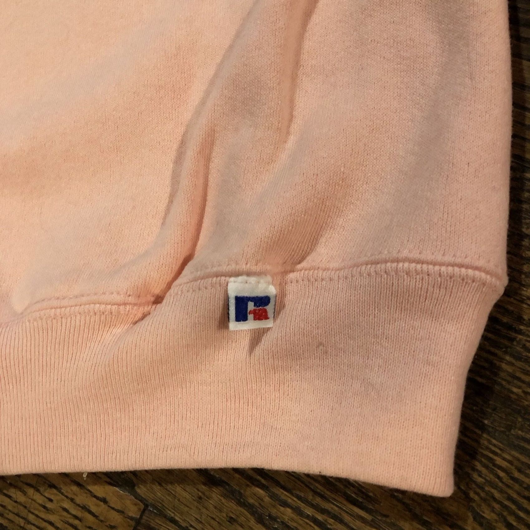 Russell Athletic VINTAGE Russell Athletic Sweatshirt Crewneck Pink S Unisex Adults 90s Y2K USA Size US S / EU 44-46 / 1 - 7 Thumbnail