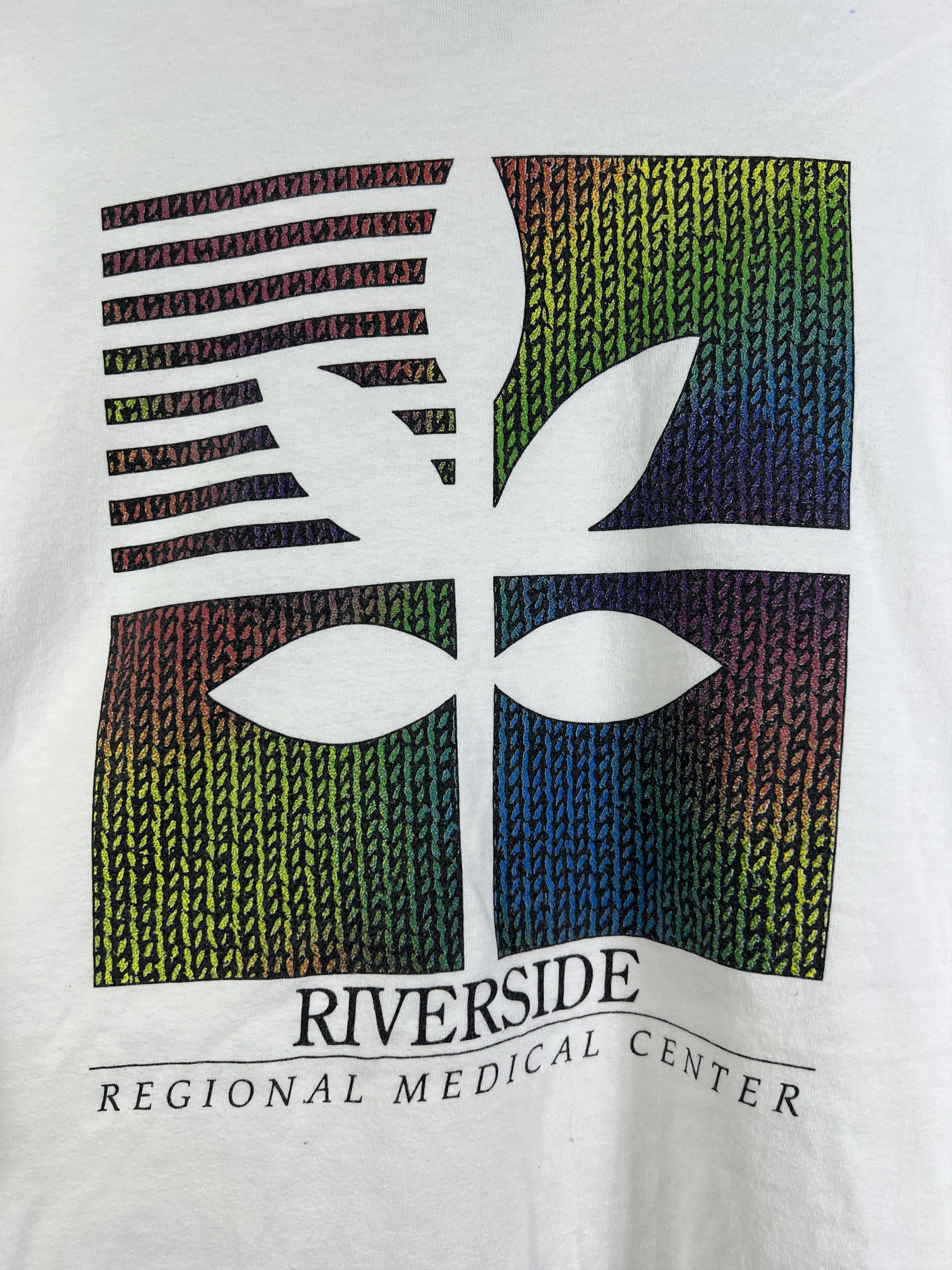 Vintage No.5044 VTG 90s Riverside Health Promo L/S Graphic Tee (XXL) Size US XXL / EU 58 / 5 - 2 Thumbnail