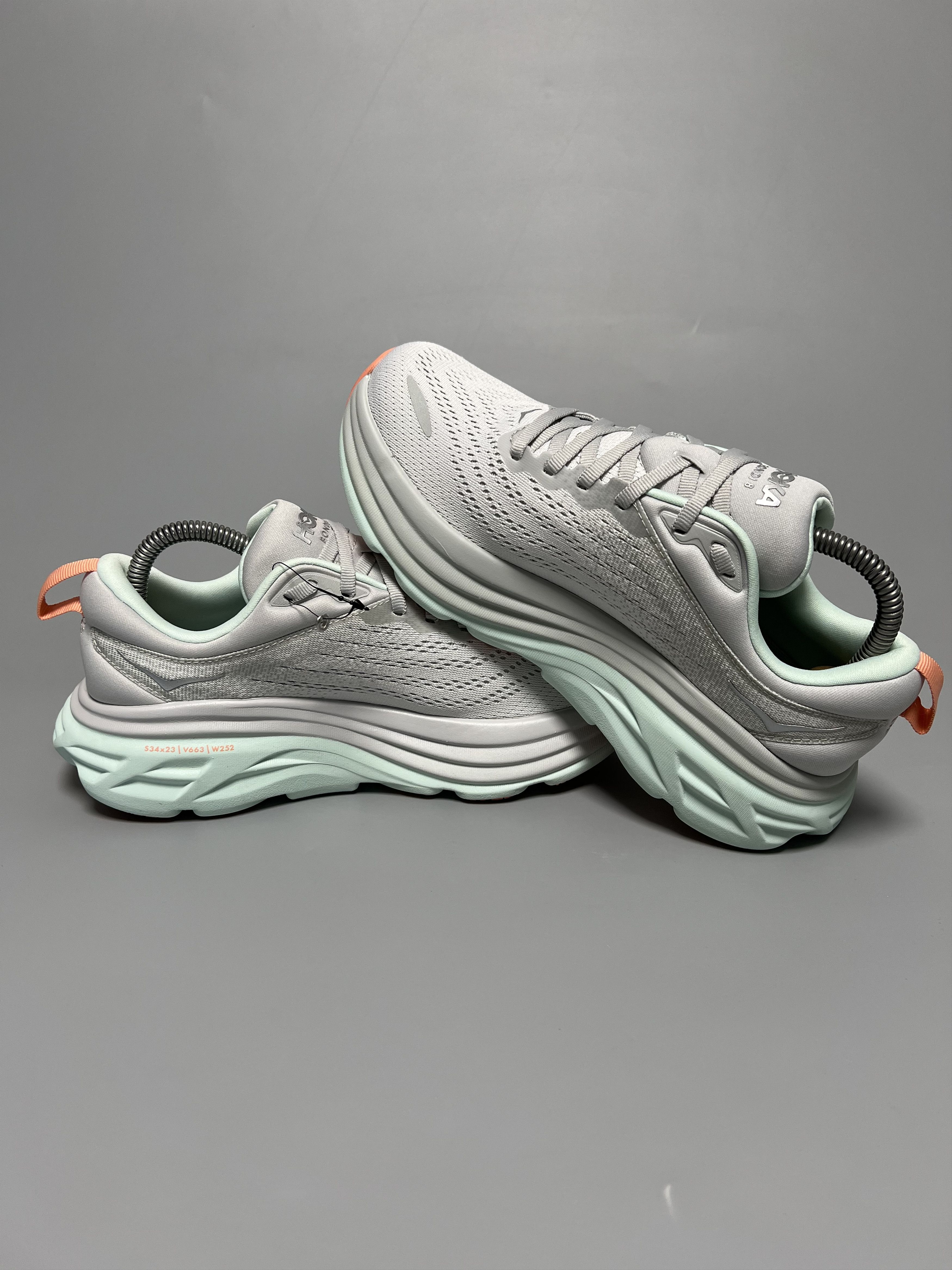 Hoka 7B Hoka One One Bondi 8 Running Shoes Walking Gym Size US 7 / IT 37 - 5 Thumbnail