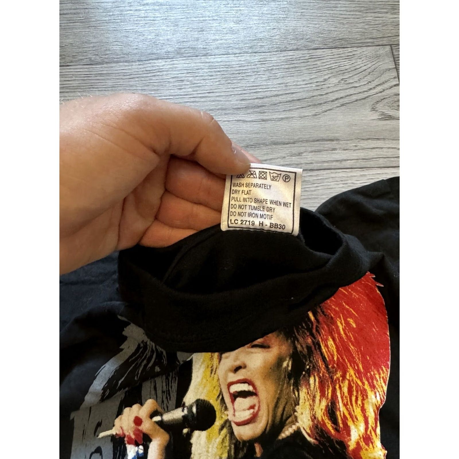 Vintage VINTAGE Tina Turner T Shirt XL Black Mens Concert Tee Size US XL / EU 56 / 4 - 4 Thumbnail
