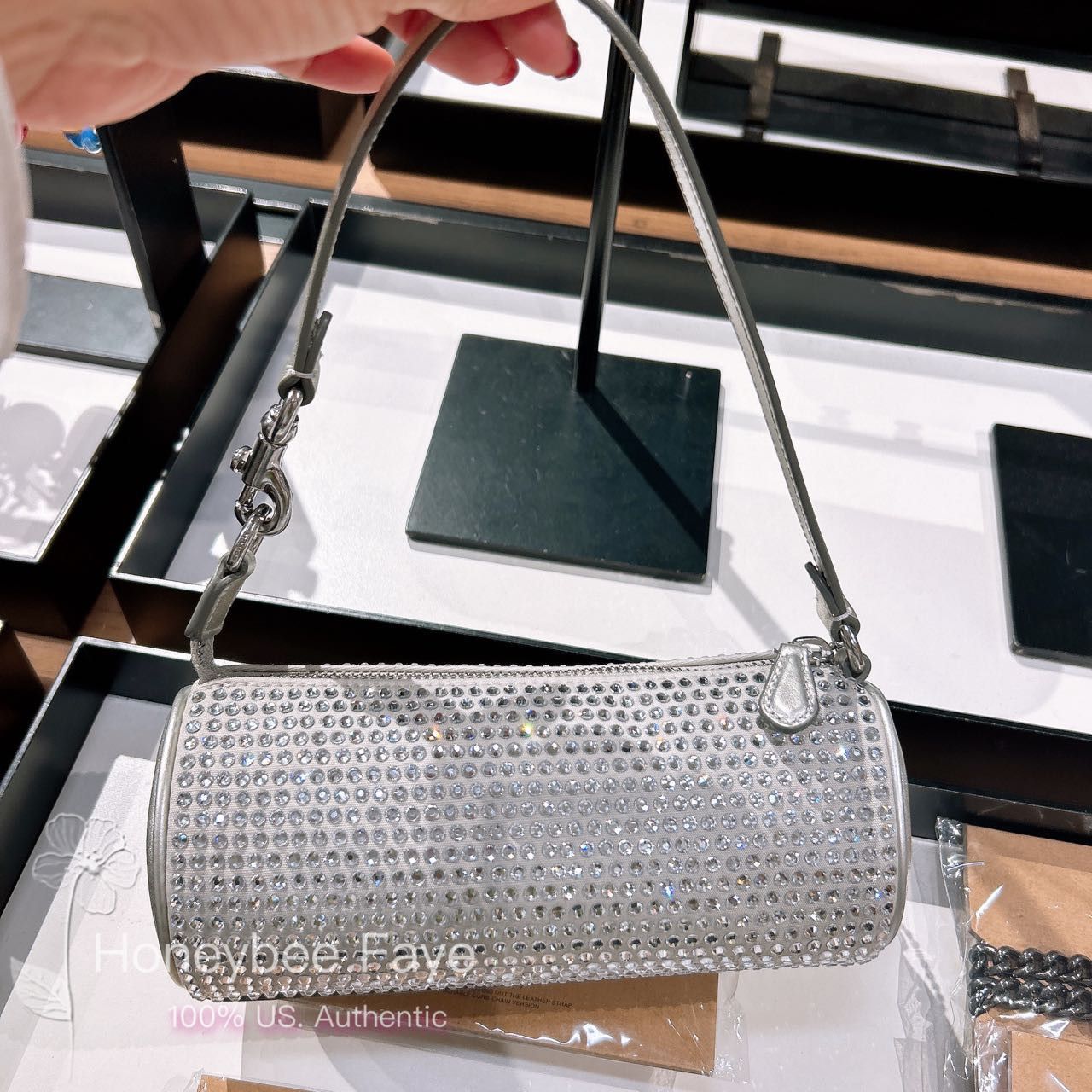 Coach Nolita Barrel Bag CW398 Size ONE SIZE - 1 Thumbnail