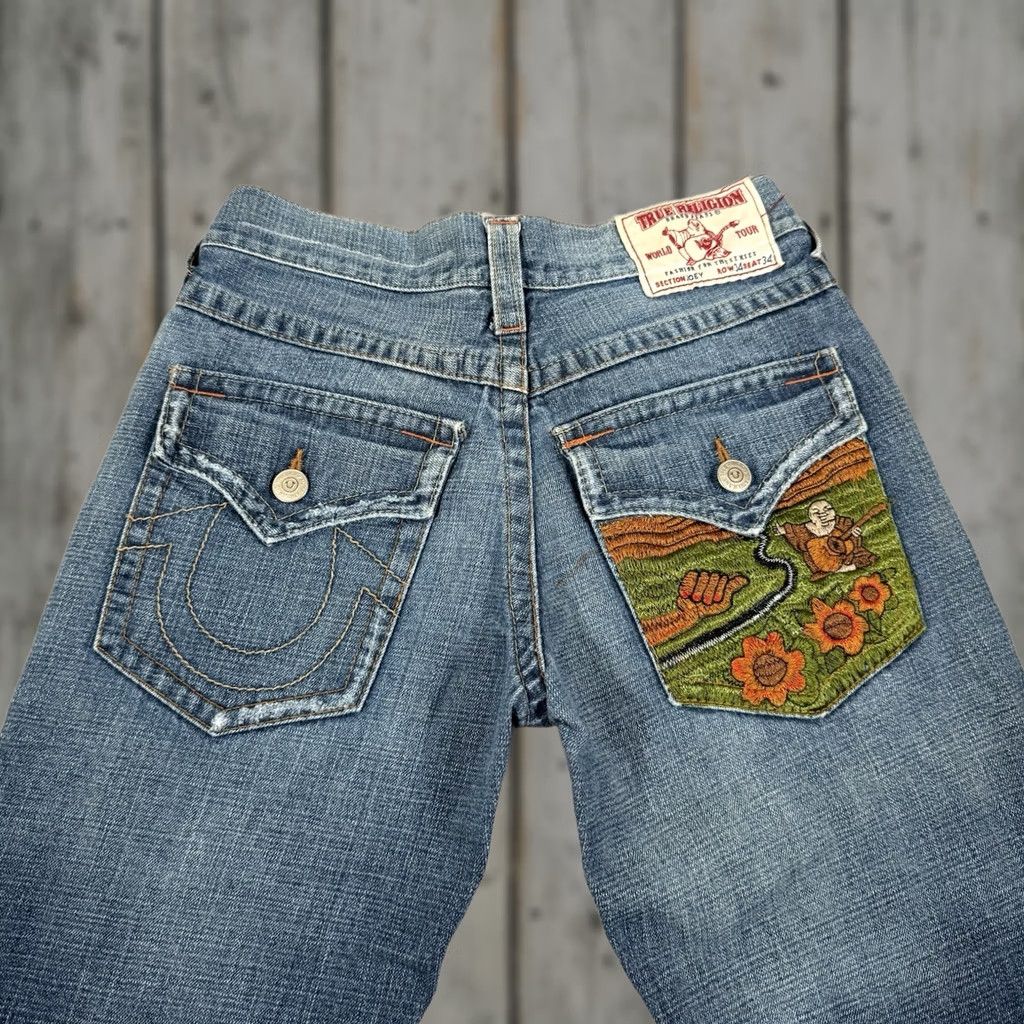 True Religion VINTAGE Note: This item is not vintage per specifications; title is reformulated without adding unsupported terms. Size 30" / US 8 / IT 44 - 1 Thumbnail
