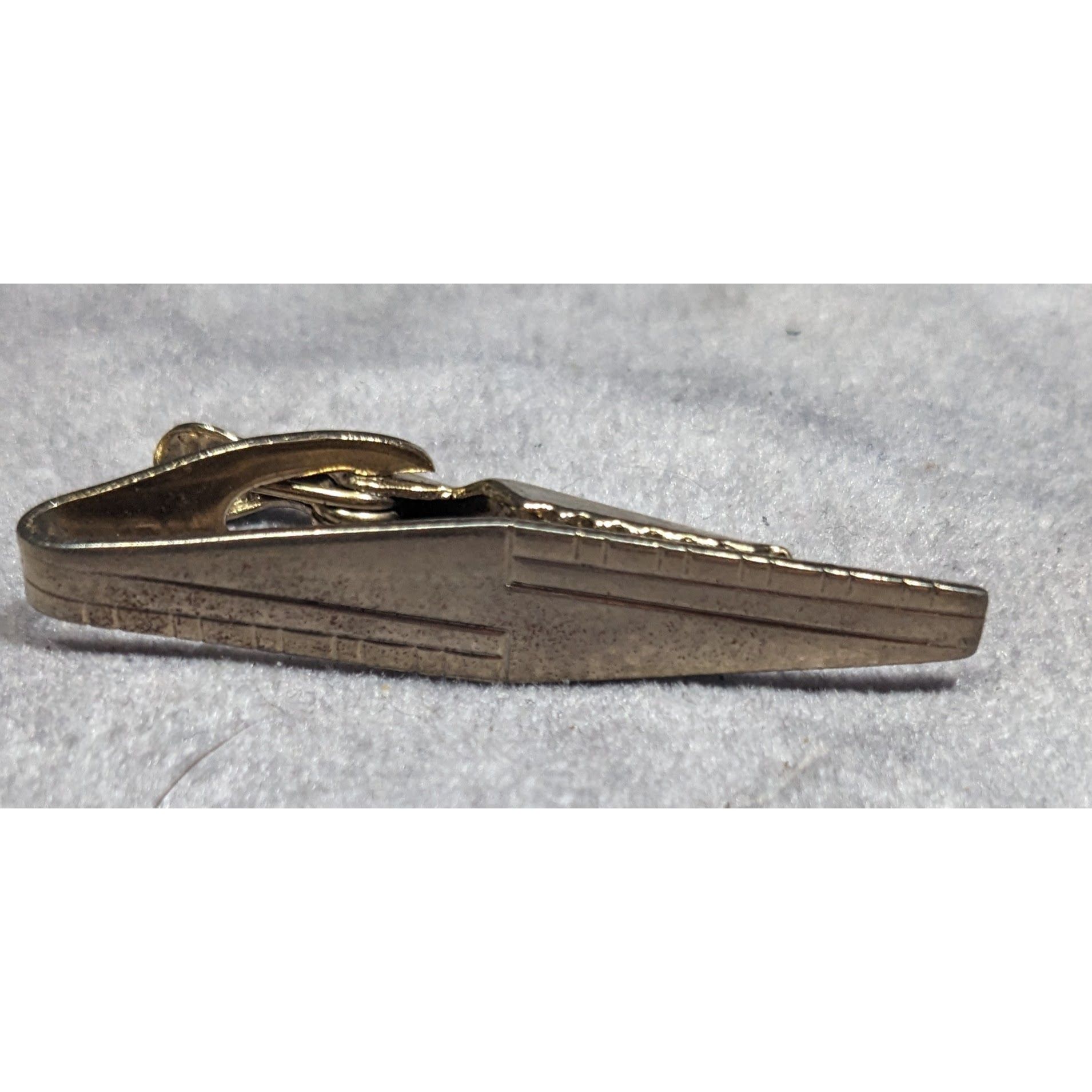Other Vintage Etched Gold Tone Collectible Tie Clasp Size ONE SIZE - 6 Thumbnail