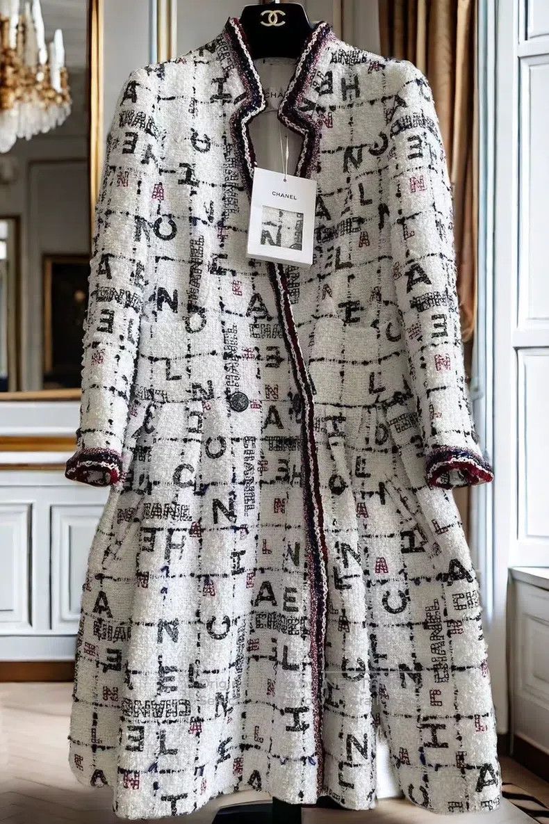 Chanel Chanel 20S dress windbreaker jacket Size XXS / US 00 / IT 34 - 1 Thumbnail