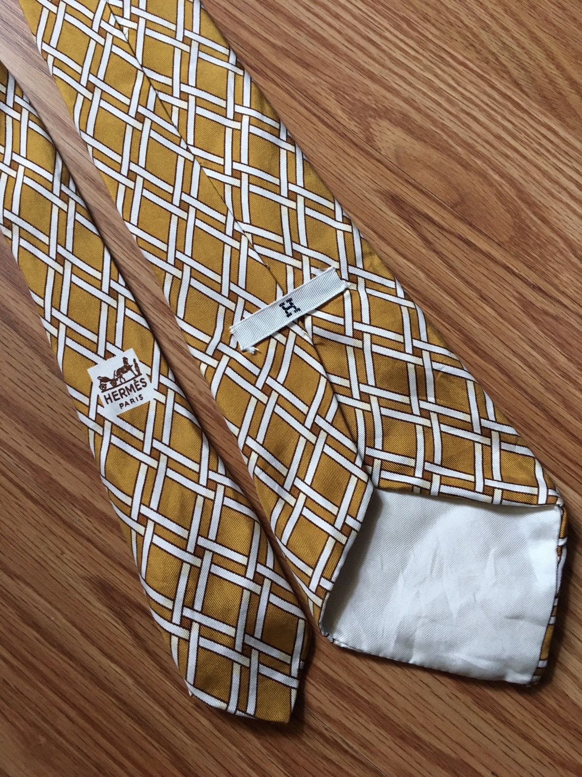 Hermes HERMES Paris Vintage Rhombus Pattern 363 EA Silk Mens Tie Size ONE SIZE - 1 Thumbnail