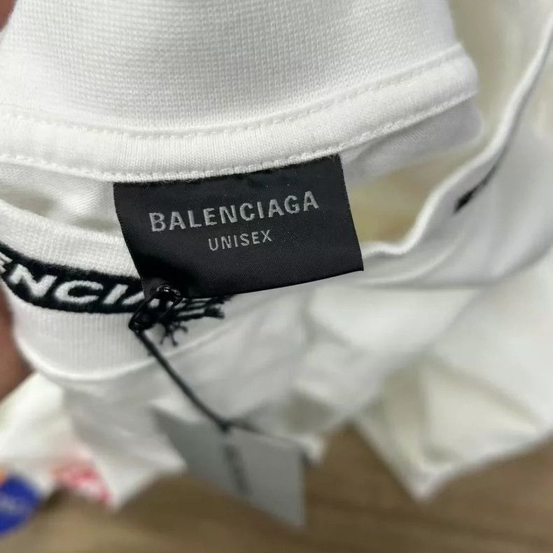 Balenciaga Balenciaga White monogrammed Jersey knit long sleeve T-shi Size US XL / EU 56 / 4 - 5 Thumbnail