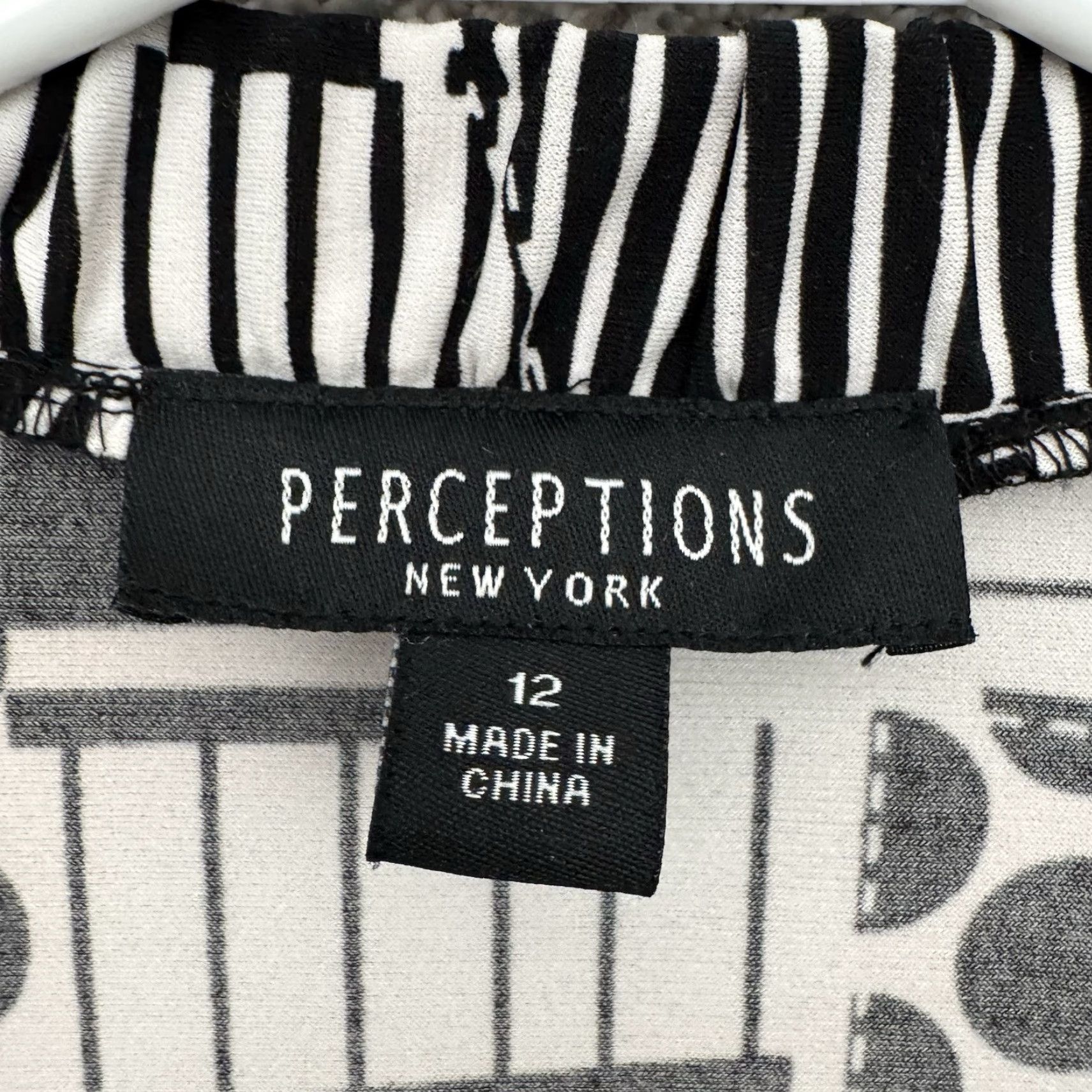 Vintage Perceptions Top Womens Size 12 Geometric Eclectic Artsy Maximalist Lagenlook Blouse Size XL / US 12-14 / IT 48-50 - 5 Thumbnail