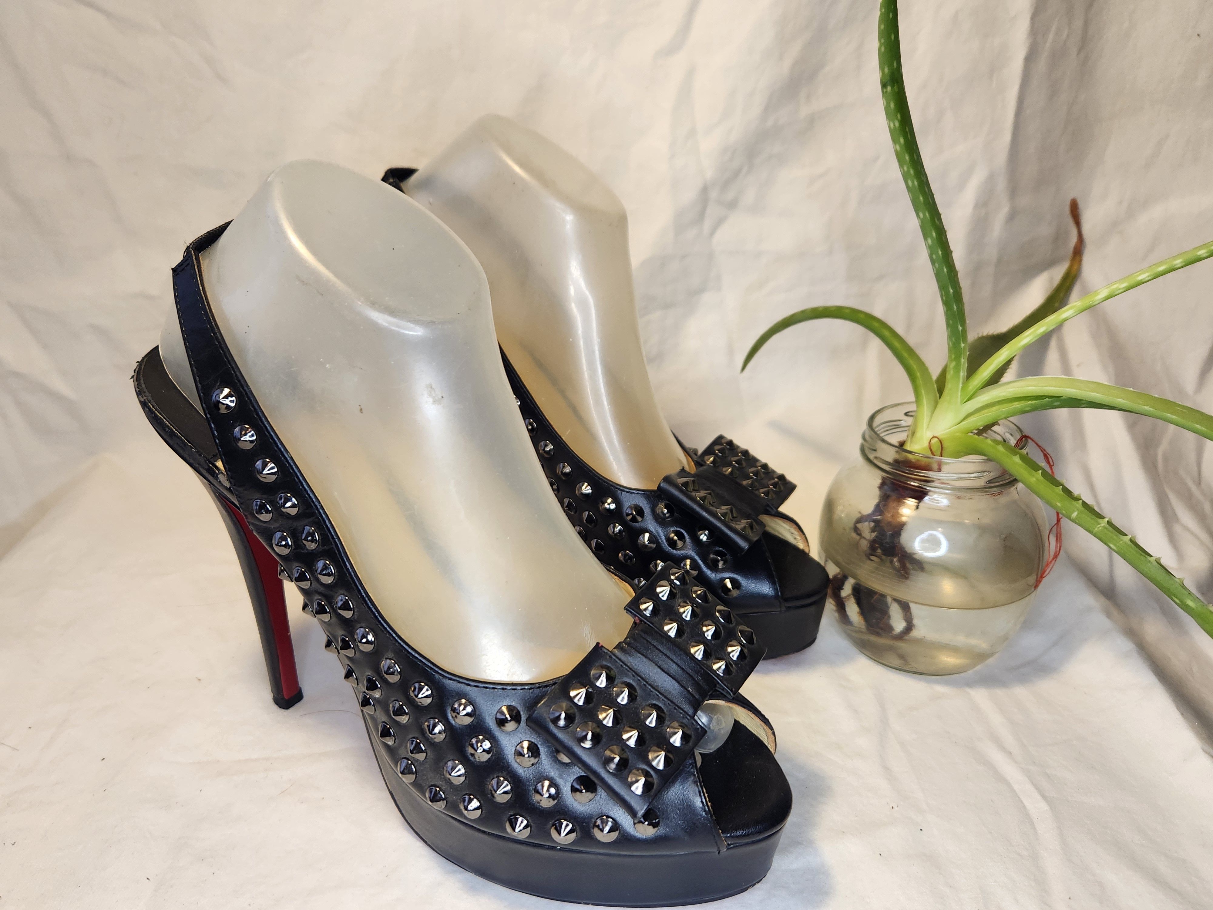 Christian Louboutin STUDDED Size US 10 / IT 40 - 1 Thumbnail