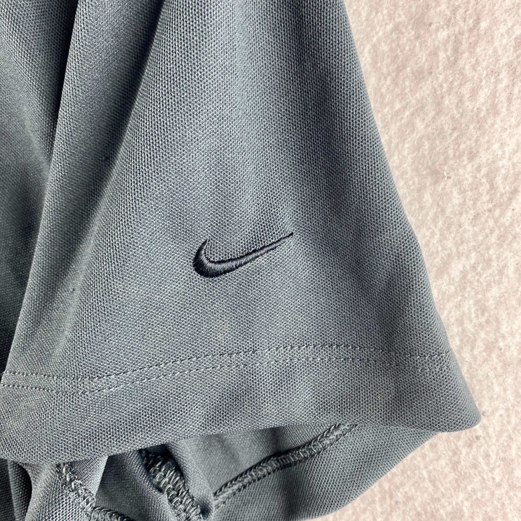 Nike Nike Polo Shirt Womens L Black Collared Breathable Cap Sleeve Pullover Size L / US 10 / IT 46 - 7 Thumbnail