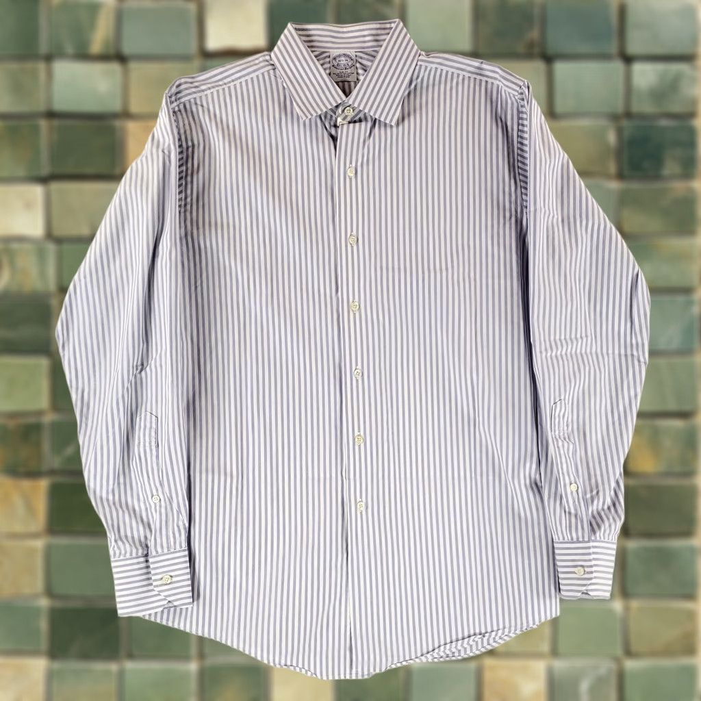 Brooks Brothers Brooks Brothers Shirt Button-Up Blue White Striped Mens L 16.5-35 Regular Long Sleeve Size US L / EU 52-54 / 3 - 1 Thumbnail
