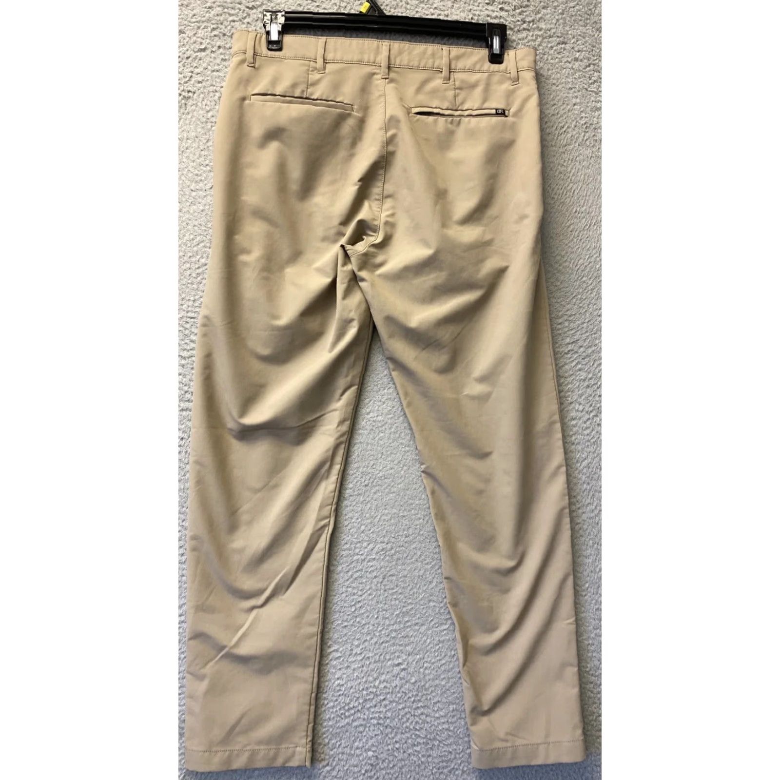 Banana Republic Banana Republic Golf Pants Mens 34X31 Beige Lightweight Comfort Performance Size US 34 / EU 50 - 7 Thumbnail