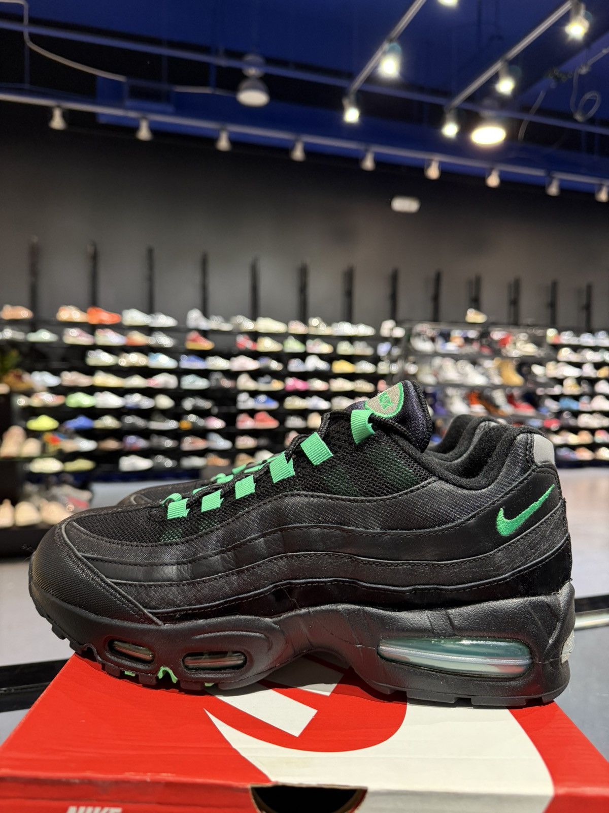Nike Size 9 - Nike Air Max 95 OG Big Bubble Black Green Shock Size US 9 / EU 42 - 1 Thumbnail